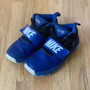 Nike Team Hustle D8 - Royal Blue - Size 3Y
